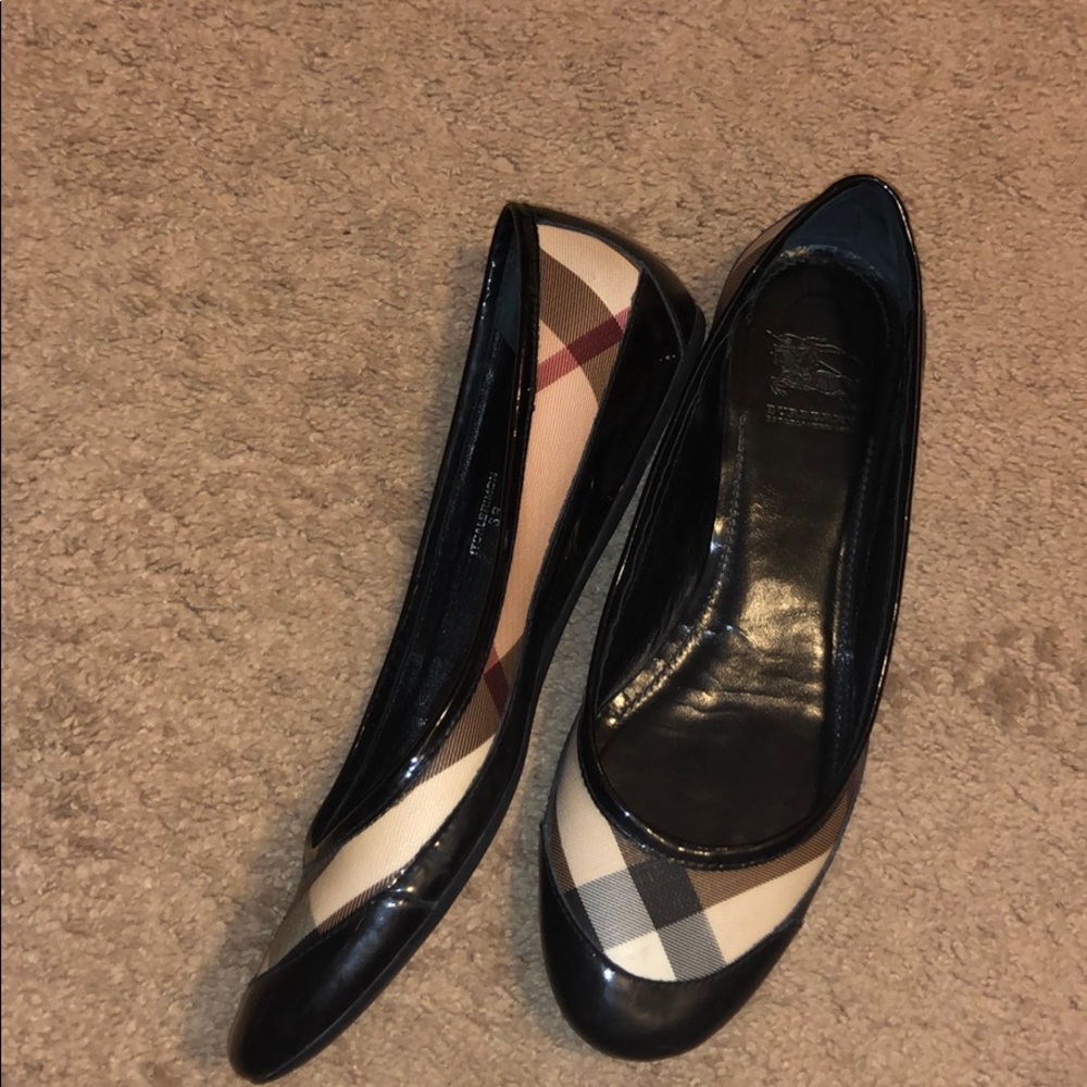 Burberry Flats